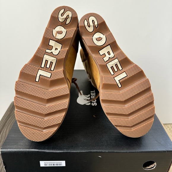Women’s Sorel Joan of Artic Wedge II Shearling in Camel Brown size 8.5